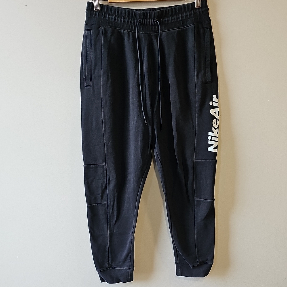 Nike Black NikeAir Medium Men's Joggers